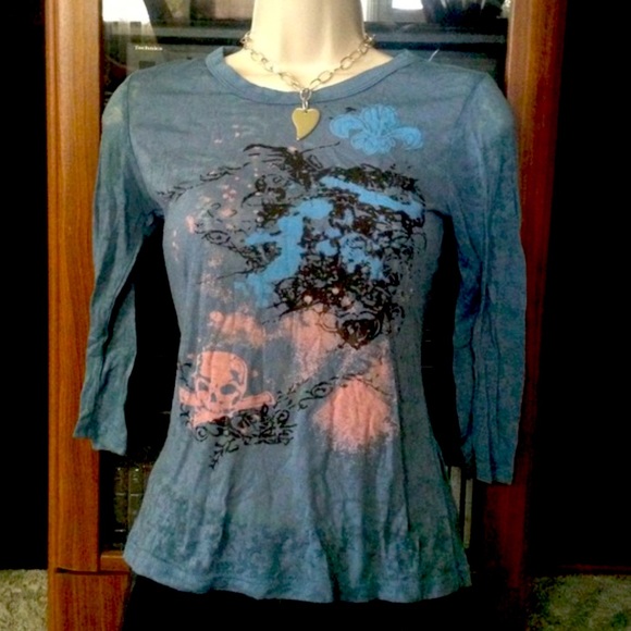 ❌SOLD❌Sheer Skull Top - Picture 1 of 2